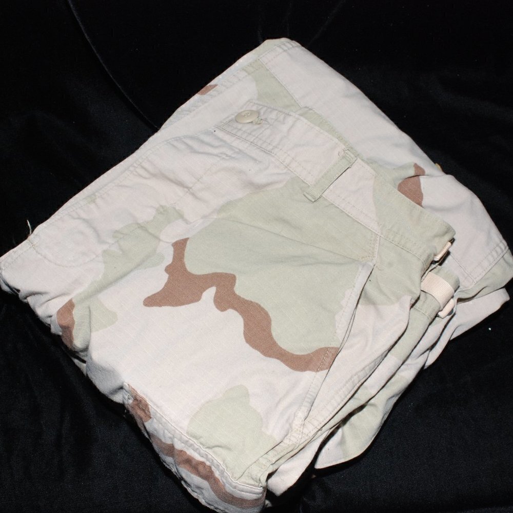 31"-35" Adjustable Men's camouflaged Desert pants/trousers Medium X Long Cargo